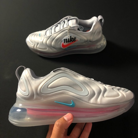 nike air max 720 nebula
